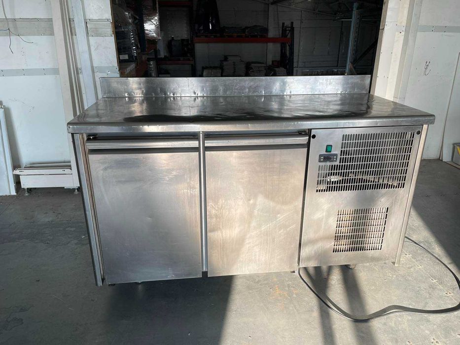 Холодильний стіл Tecnodom