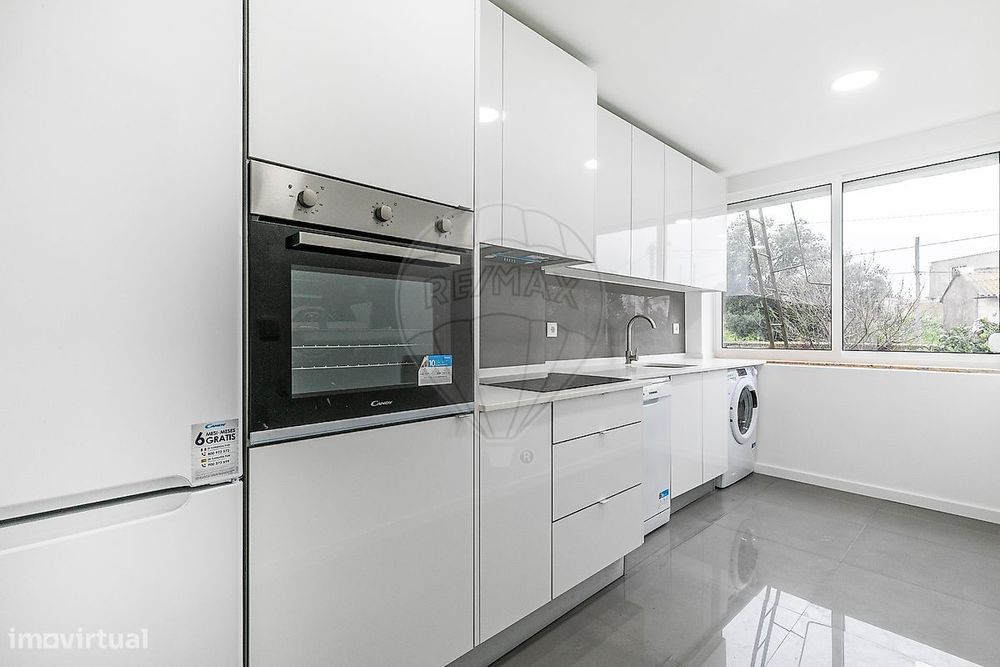 Apartamento T3 para venda — Águas Livres, Lisboa
