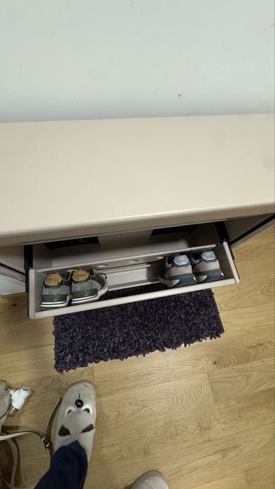 Vendo Sapateira Nova