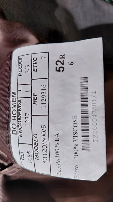 Fato clássico com colete