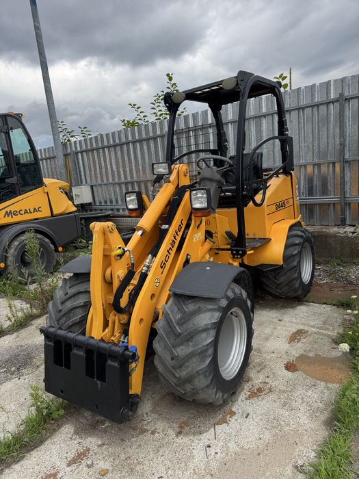 Ładowarka Schaffer 2445