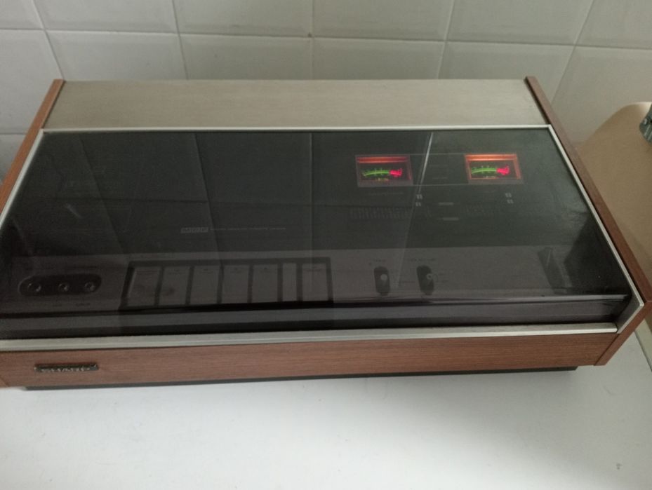 Sharp Cassette Deck (Belt Replacement Required)64354151612673122