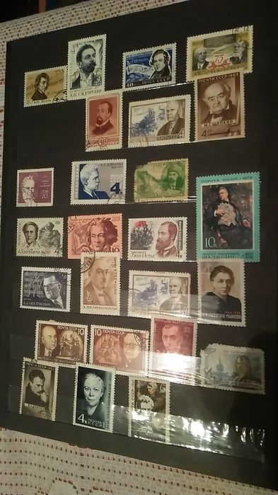 Продам марки альбомами!