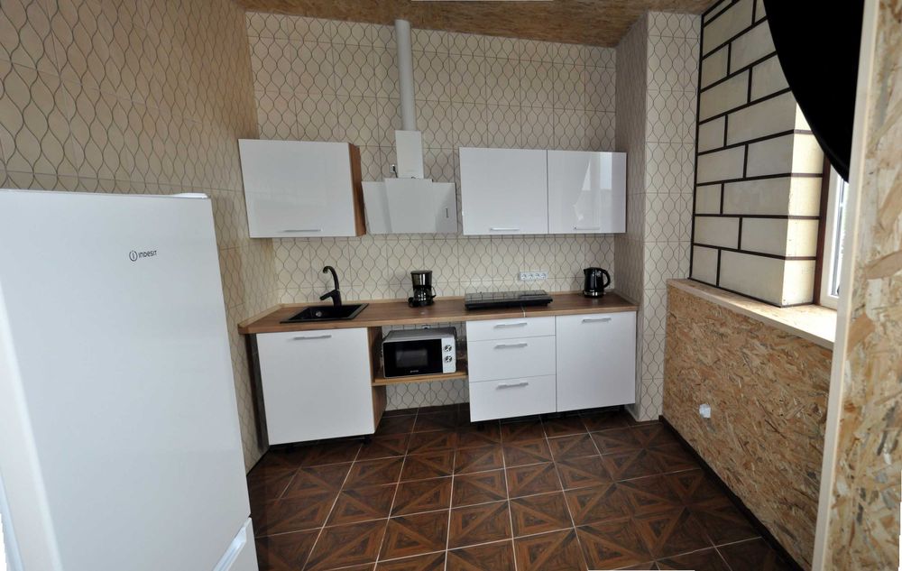 Сучасна 2-рівнева квартира в центрі Старого міста.