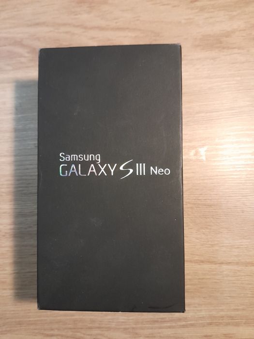 Pudełko karton samsung galaxy s3neo