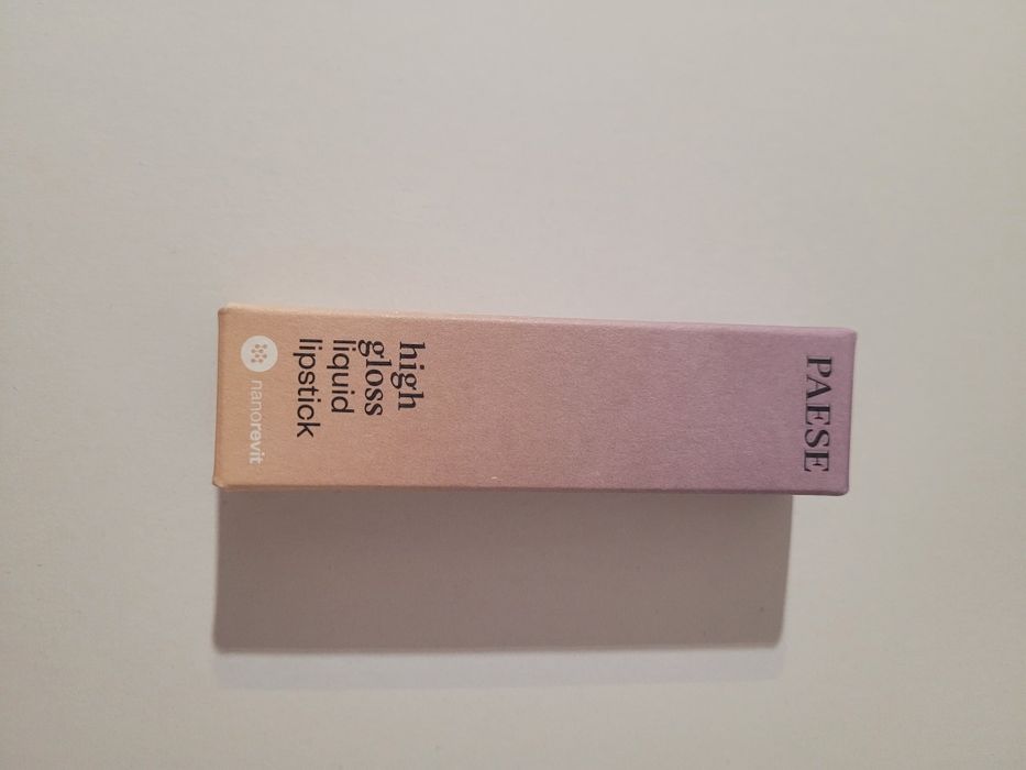 Paese Nanorevit Pomadka W Płynie 53 Spicy Red, liquid lipstick