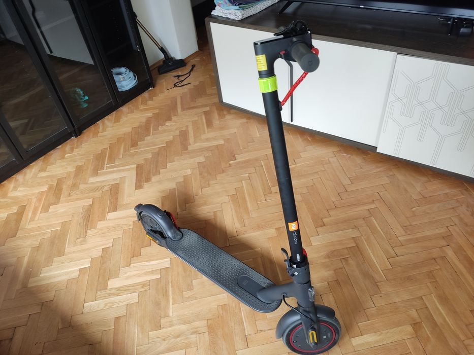 Xiaomi Mi Electric Scooter Pro 2