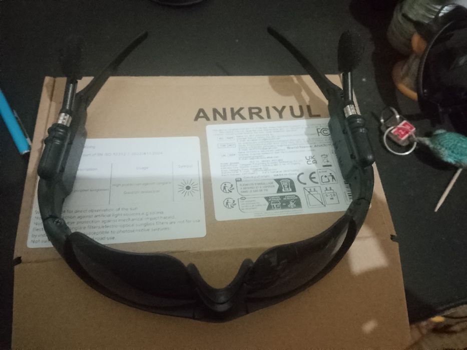 Óculos Bluetooth com fones