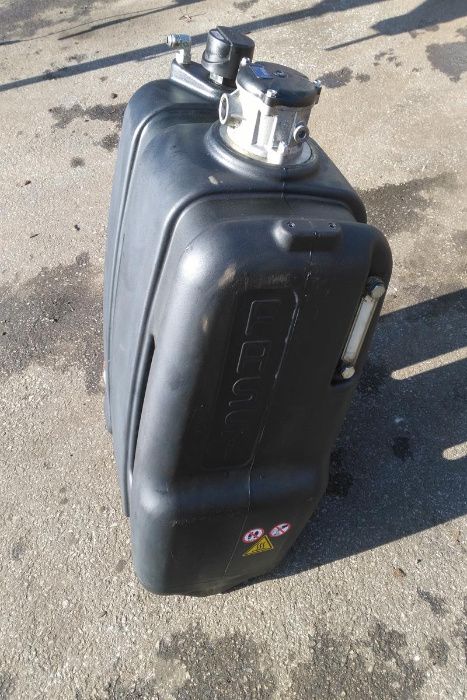 zbiornik oleju hydraulicznego fassi na olej hydrauilka hds żuraw hiab