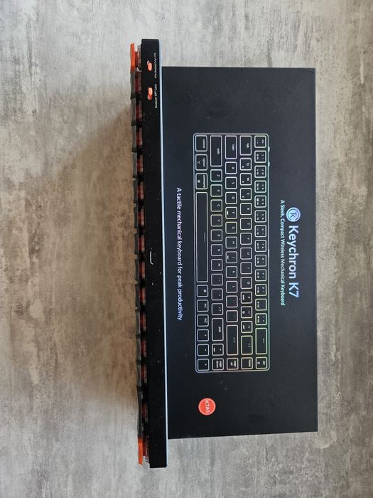 Клавіатура Keychron K7