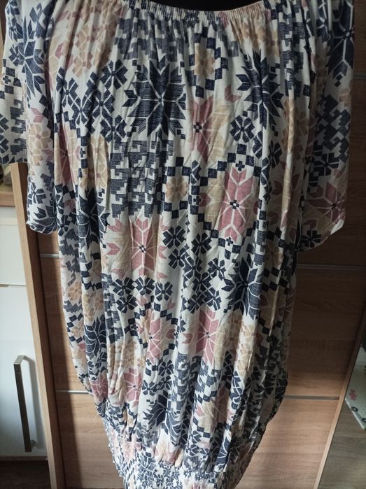 Zizzi, beżowa bluzka, tunika, koszula, oversize, w kwiaty, M