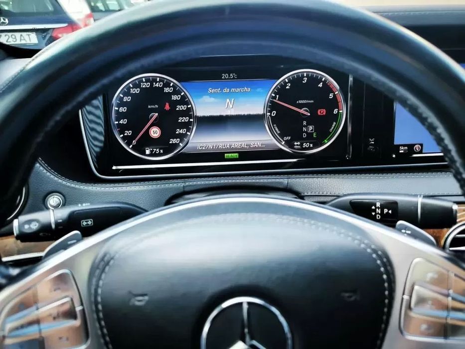 Mercedes-Benz S 300 BlueTEC Hybrid