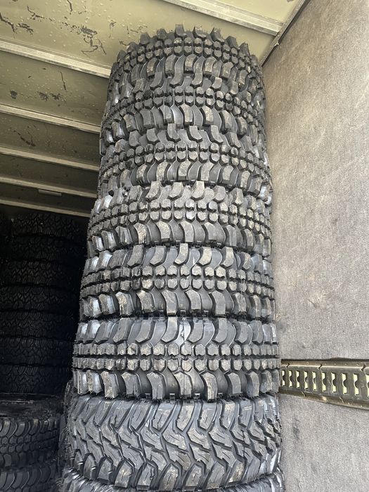 Шини Trekker 265/75R16 ( болотяні)