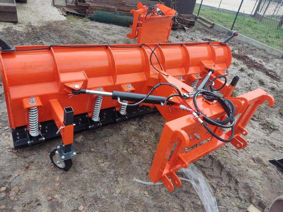 Mocny pług hydrauliczny prosty do śniegu amortyzacja Metal-Technik
