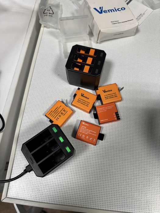 Акамулятор для екшн-камери