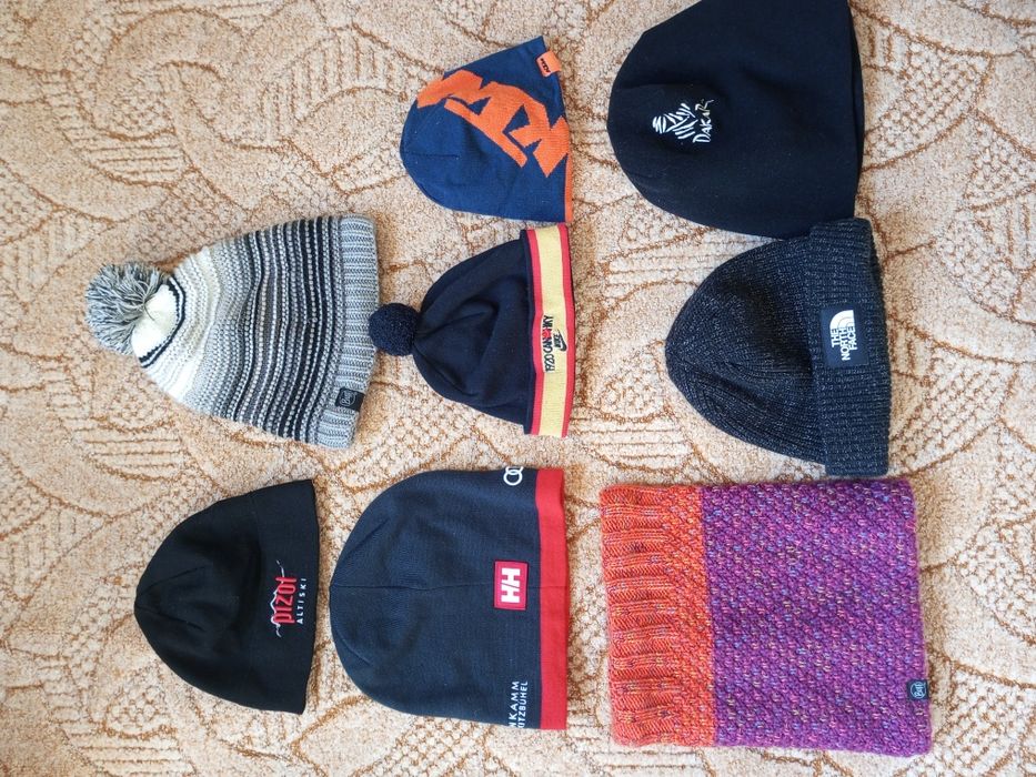 Шапки зимові  the north face ktm arcteryx Barbour Buff levis