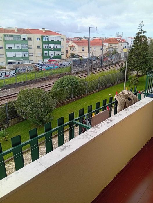 Arrenda-se quarto pra partilha ou Air BnB.