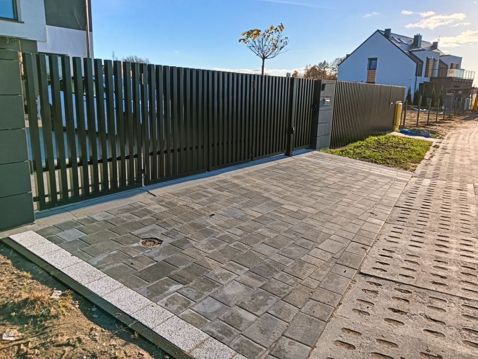 Ogrodzenie grzebieniowe nowoczesne