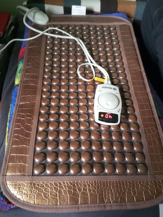 Mata grzejąca turmalinowa Nuga Best