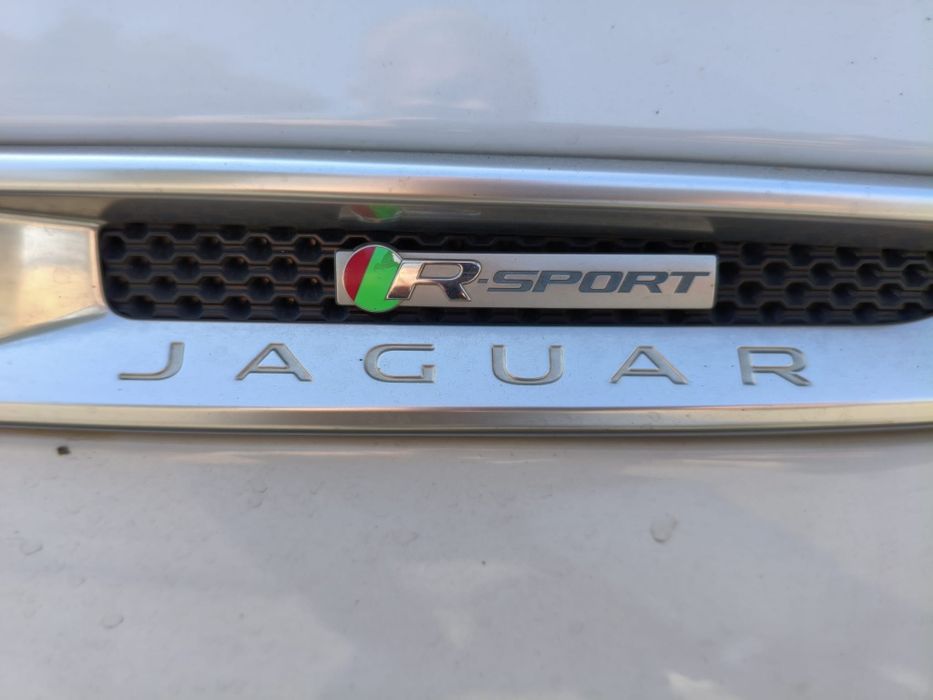 Jaguar XE R Sport 2015 - 153 mil km