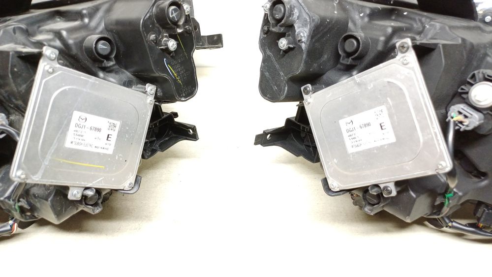 Фара Mazda CX30 Full Led AFS левая правая USA фары