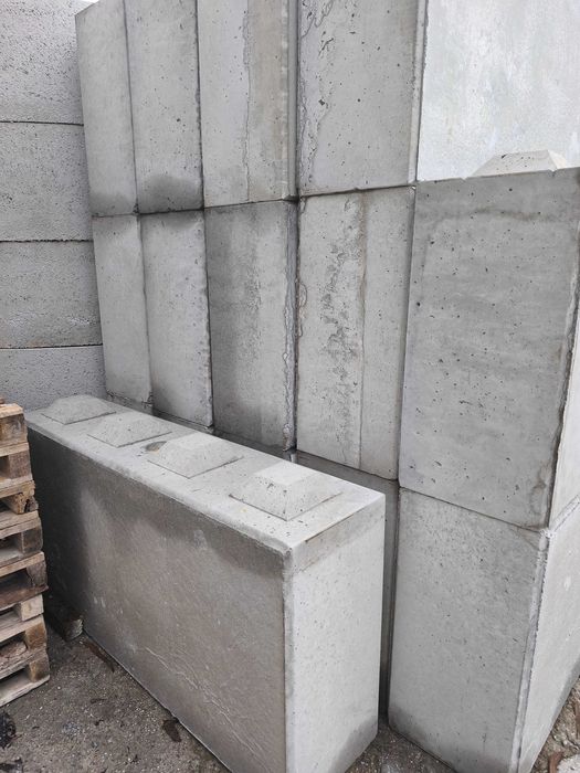 Blocos de Betão Tipo LEGO