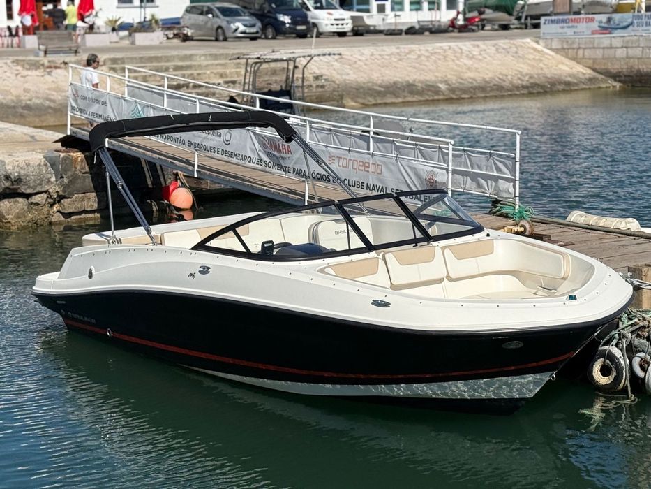 Bayliner VR5