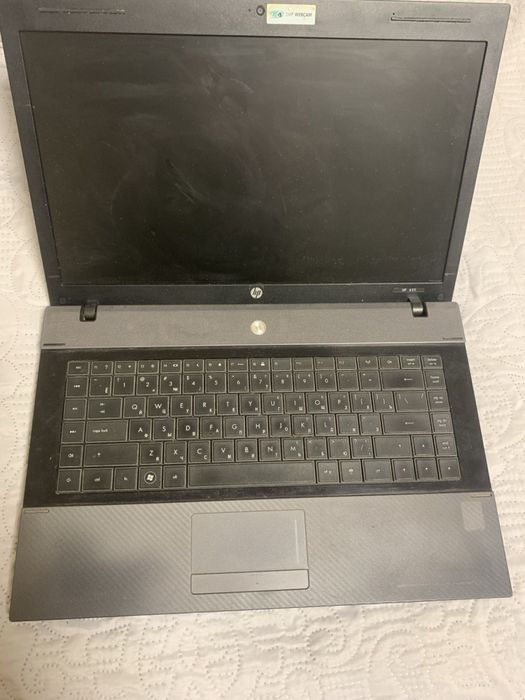 Ноутбук на запчастини hp