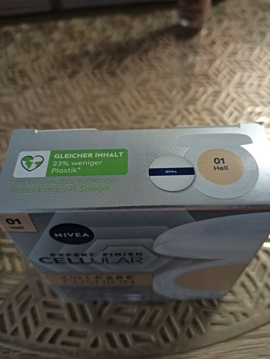 Krem, podkład NIVEA 01 Hell