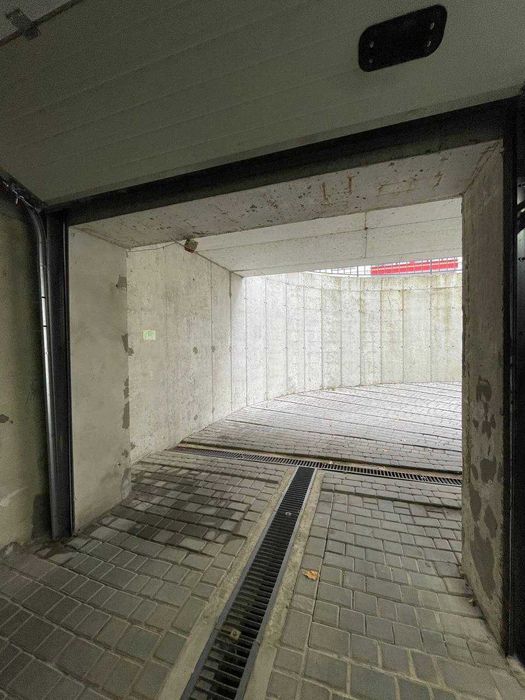 НИЖЧА ЯК В ЗАБУДІВНИКА паркомісце, ЖК"Містечко Козацьке" Довженка(БАМ)