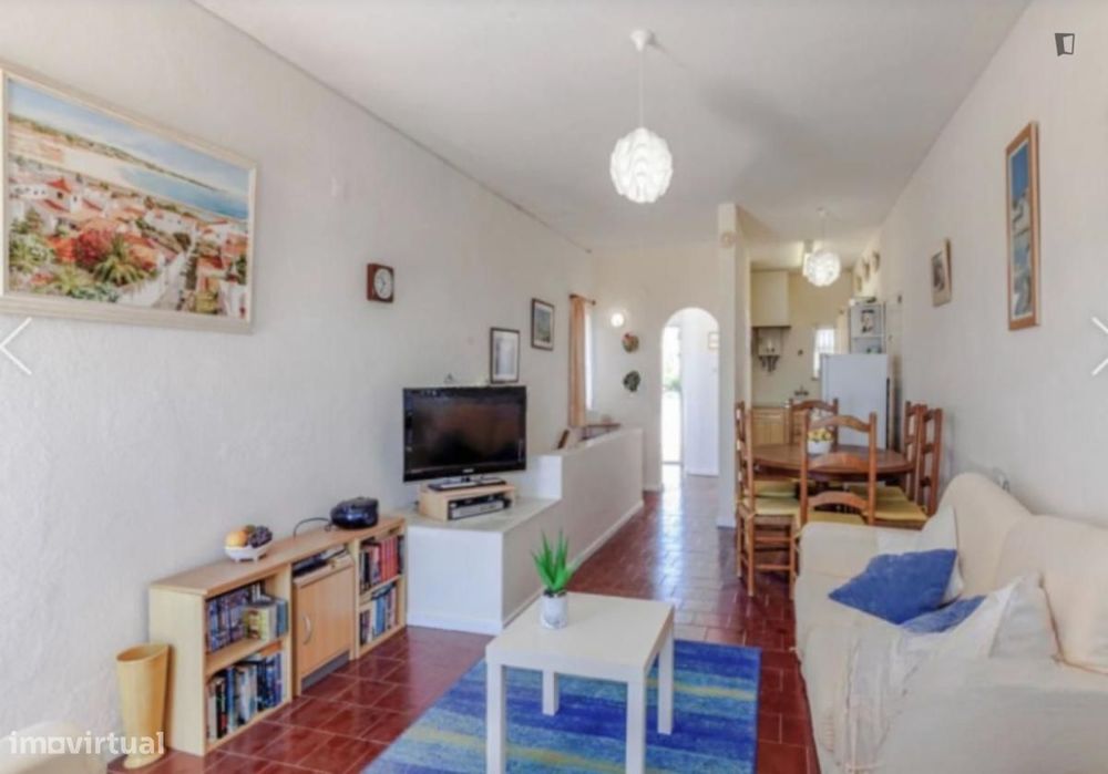 Apartamento com 3 quartos - localizado em Lagos