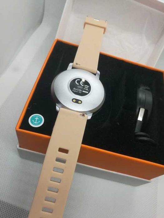 Zegarek Smartwatch Kiah Pink Avon