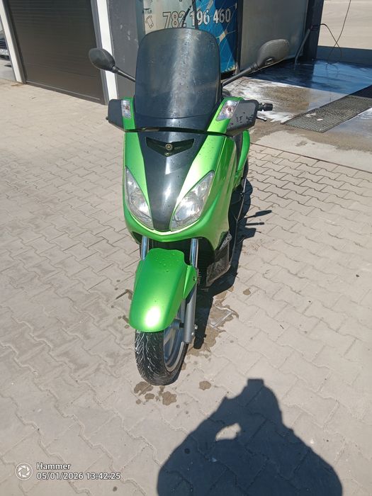 Yamaha x max 125
