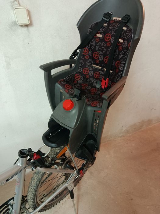 Fotelik Hamax z bagażnikiem