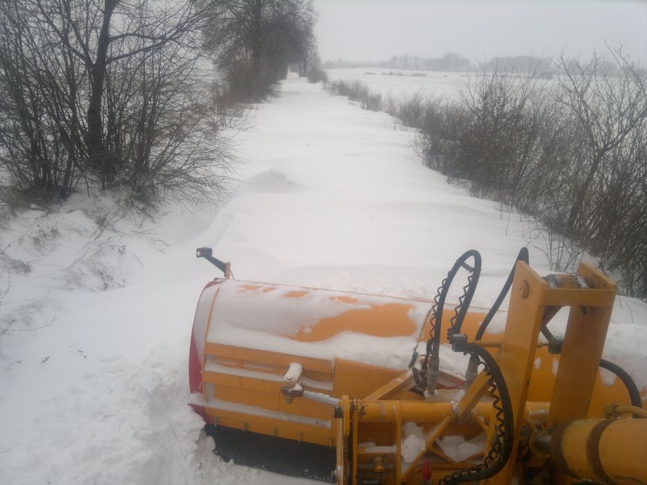 Pług do odśnieżania