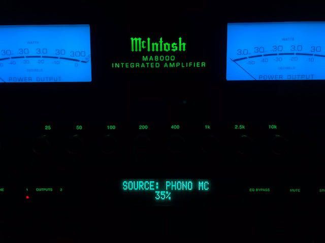McIntosh Amplifier64584993355777120
