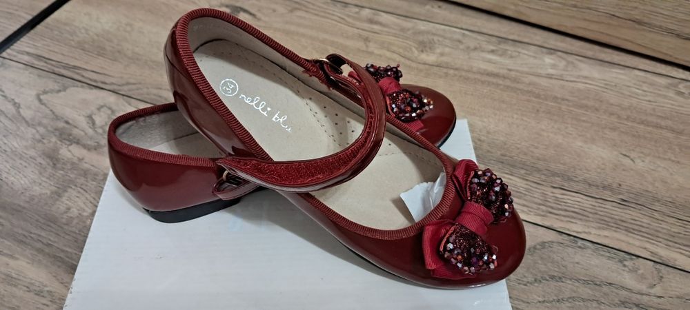 Lakierki baleriny dla dziewczynki w roz. 34