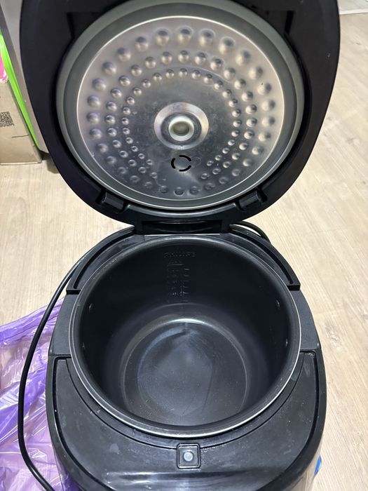 Мультиварка/пароварка Philips. Хороший стан.