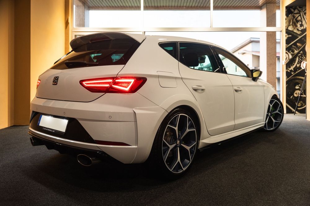 SEAT Leon 2.0 TDI DPF S&S XCELLENCE foto 3
