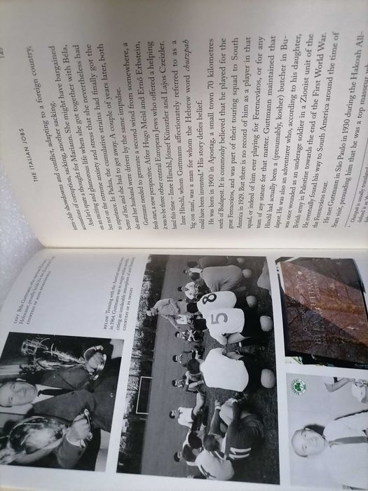 Livro BELA GUTTMANN De Sobrevivente do Holocausto á Gloria no BENFICA