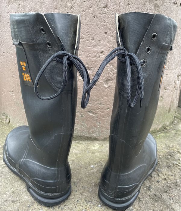 Сапоги резиновые бренда Nokia