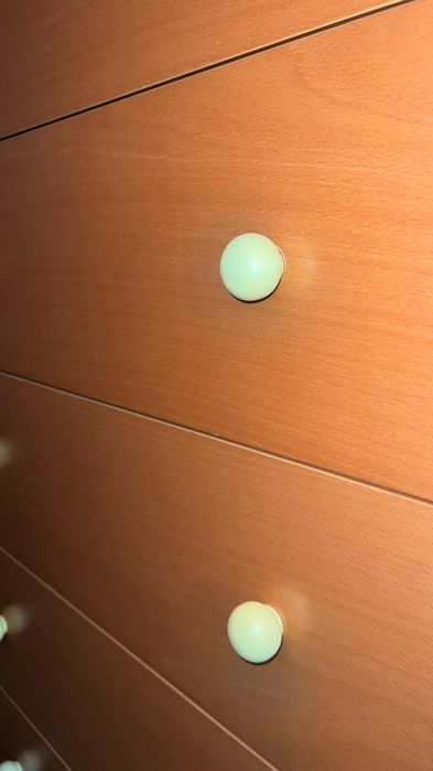 Estante madeira com 5 gavetas