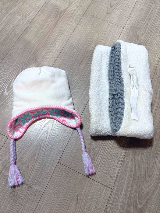 Детская, теплая шапочка на ребёнка; зимняя шапка с хомутом (шарф-снуд)