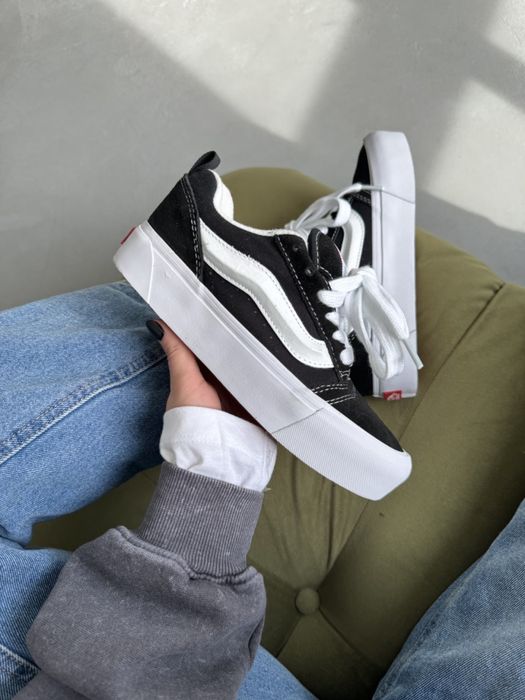 36-41 р кросівки Vans Knu Skool Platform Black/White