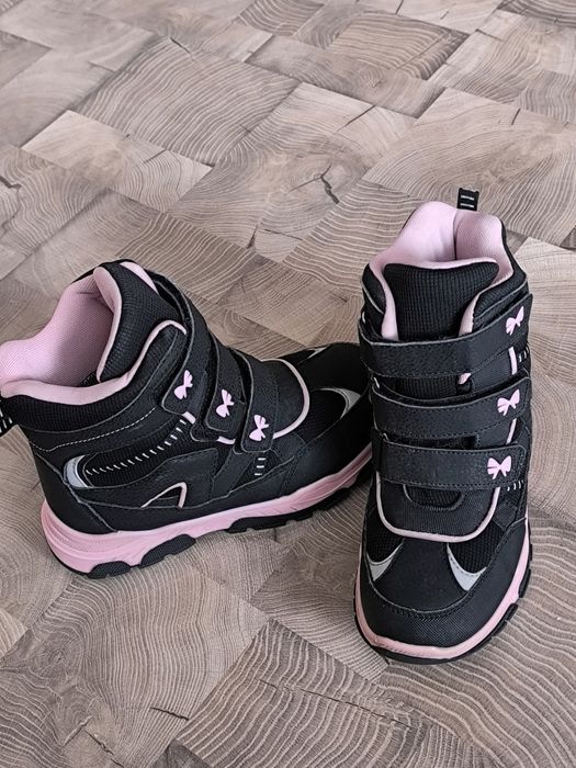 Зимові чоботи, ботинки, сапожки.