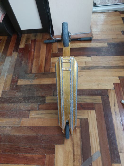 Продам самокат Best Scooter
