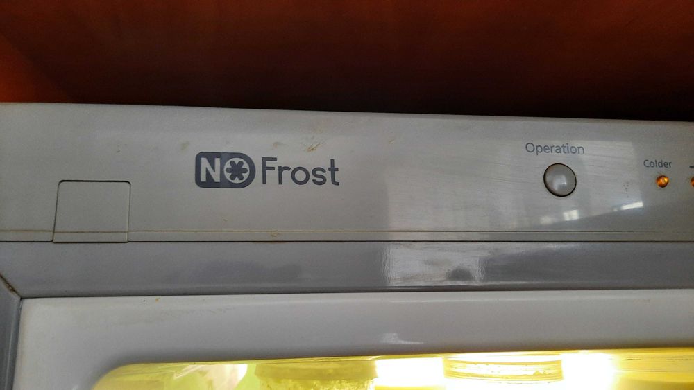 Холодильник SAMSUNG RL38SBPS