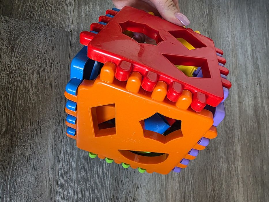 Kostka sorter, wieża + dwie zabawki pop it