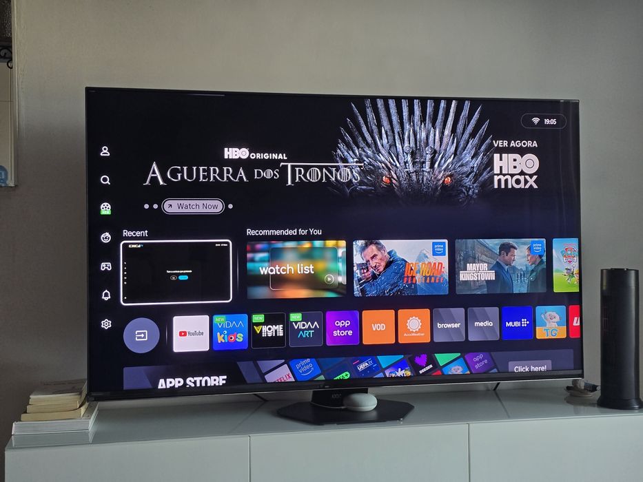 Smart TV   65 Polegadas Hisense 65U8NQ