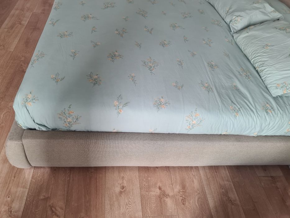 Cama Area em excelente estado